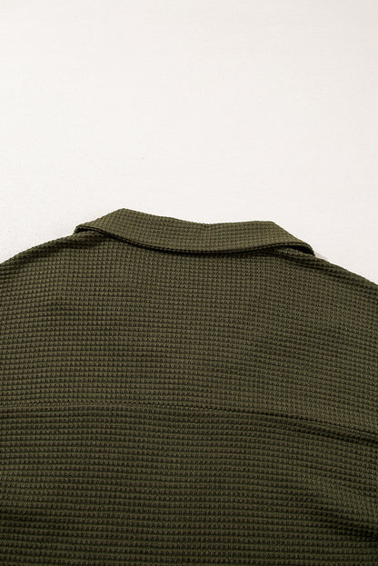 Set aus Hemd mit Knöpfen und Freizeithose mit vierblättrigem Kleeblatt, einfarbig und strukturiert