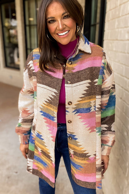 Weiße Hemdjacke mit Aztekenmuster und Knopfleiste