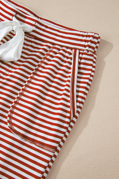 Lounge-Set mit rotem Streifenmuster, geknöpftem V-Ausschnitt und Hose mit geknoteter Taille