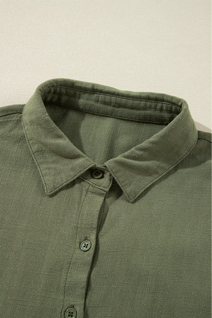 Dschungelgrünes Mini-Hemdkleid mit Puffärmeln und Knöpfen