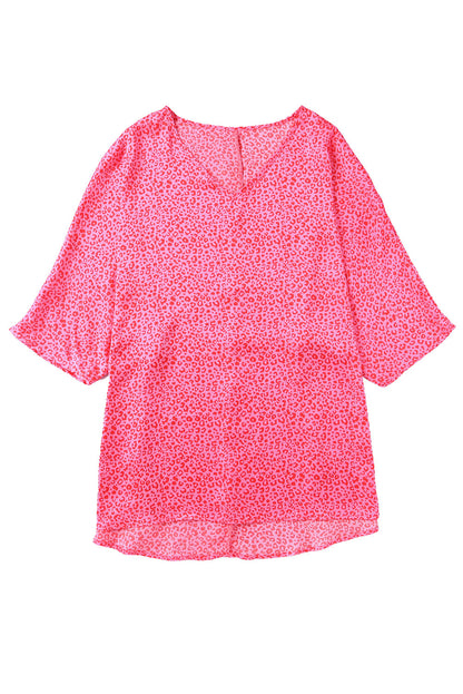 Oversize-Oberteil mit V-Ausschnitt und Halbarm und Leopardenmuster in Rosa