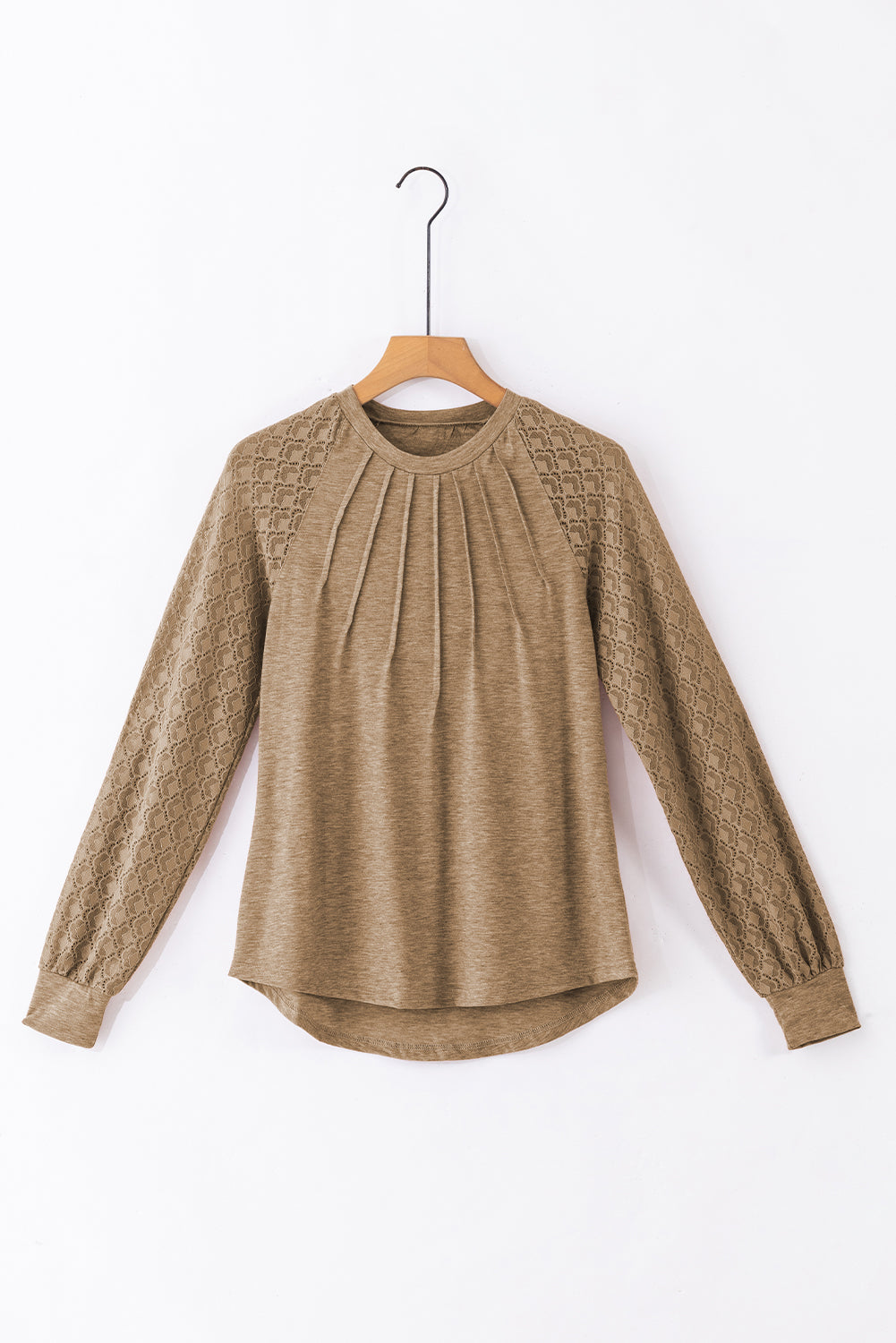 Helles französisches Beige, kontrastierendes Spitzentop mit Raglanärmeln und Rundhalsausschnitt