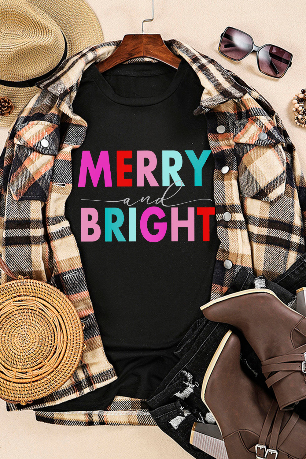 Schwarzes MERRY and BRIGHT T-Shirt mit Rundhalsausschnitt und Grafik