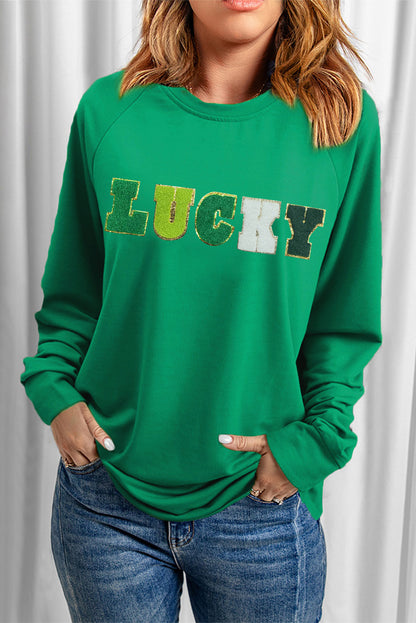 Grünes St. Patricks LUCKY Chenille-Sweatshirt mit bestickter Grafik