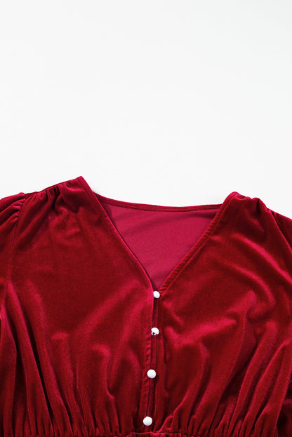 Racing Red – Midikleid aus Samt mit Knöpfen, Puffärmeln, V-Ausschnitt und Schlitz