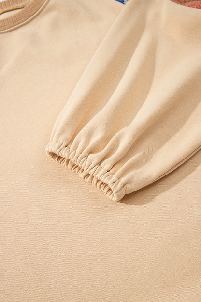 Helles französisches beiges Azteken-Patchwork-Raglan-Pullover-Sweatshirt