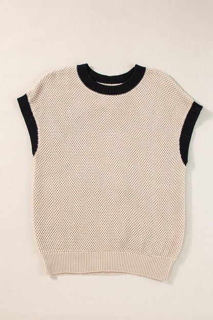 Helles französisches beiges Pullover-Oberteil mit Rundhalsausschnitt und Fledermausärmeln und Kontrastbesatz