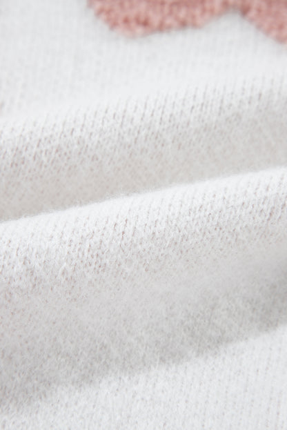 Weißer, strukturierter Pullover mit Blumenmuster und überschnittener Schulter