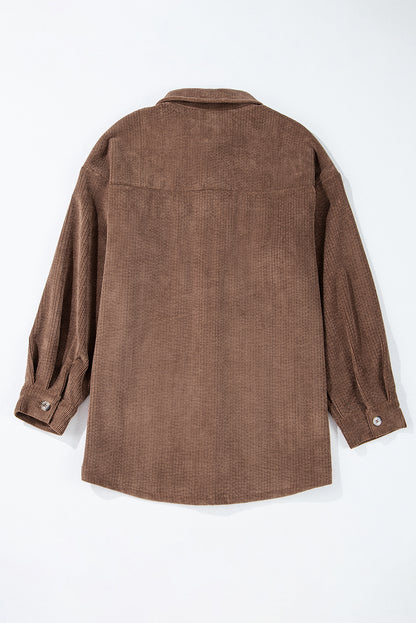 Kastanienbraune Cord-Shacket mit Pattentasche und Knopfleiste