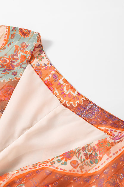 Oranges Boho-Minikleid mit Paisley-Print und langen Ärmeln sowie Plissee und Gürtel