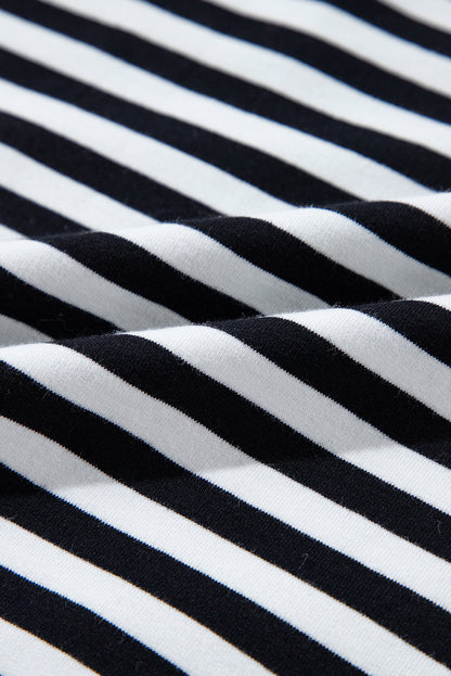 Oversize-Pullover mit Kontrastbesatz und schwarzen Streifen