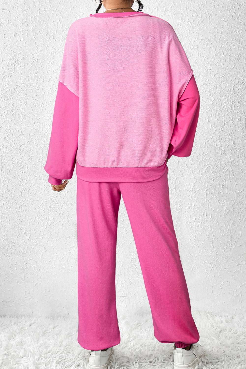 Bonbon Set mit kontrastierendem Patchwork-Pullover und Jogginghose mit Kordelzug