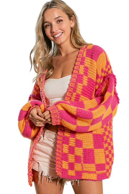 Mehrfarbige Strickjacke mit offenem Vorderteil und gemischtem Karomuster