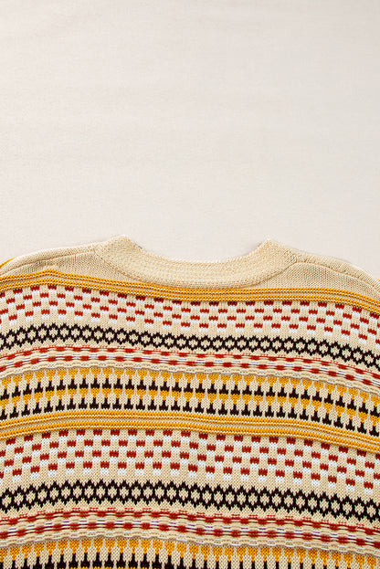 Khakifarbene, kurze Strickjacke mit V-Ausschnitt und Knöpfen