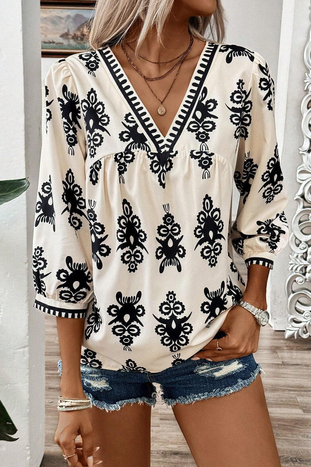 Beige Vintage Bluse mit 3/4-Ärmeln und V-Ausschnitt und geometrischem Muster