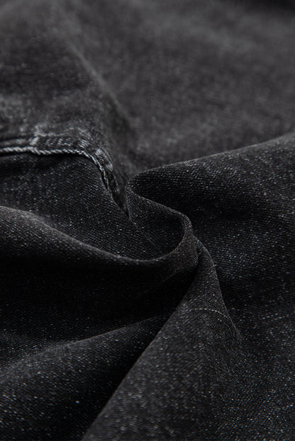 Carbongrauer, zerrissener Minirock aus Mineralwasch-Denim mit offenem Saum