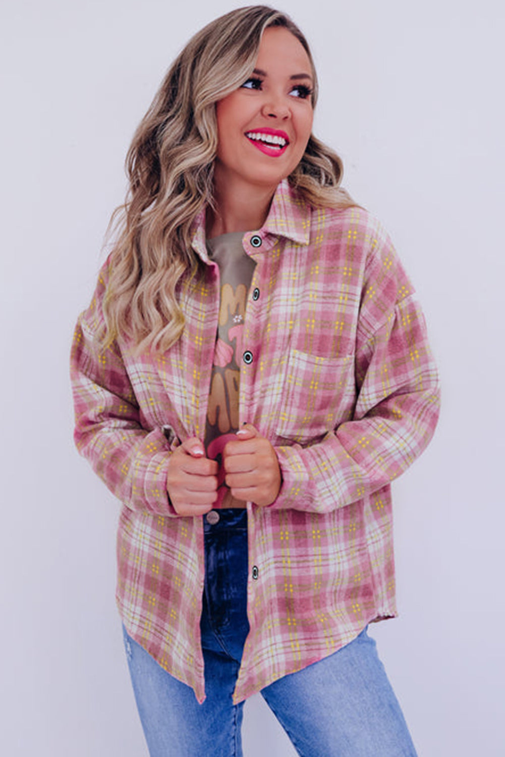 Rosa, langärmlige Hemdjacke mit Brusttasche und Karomuster