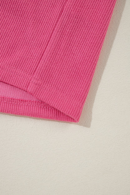 Sachet – Rosafarbenes Oberteil mit Blumen-Patchwork, Rüschenärmeln, Rippstrick und überschnittener Schulter