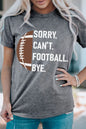 Graues lässiges T-Shirt mit American-Football-Grafik