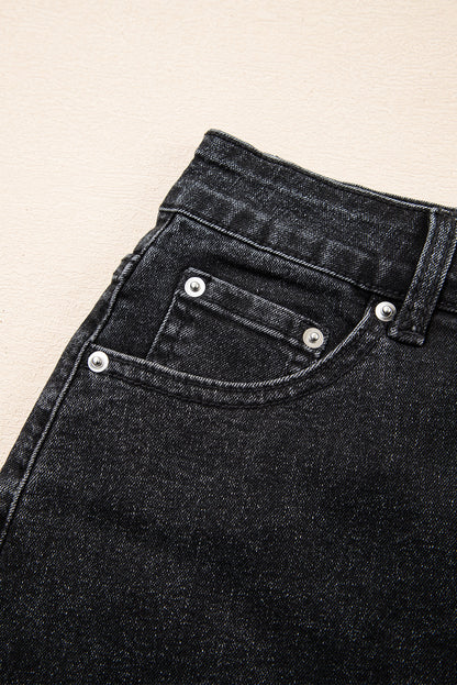 Carbongrauer, zerrissener Minirock aus Mineralwasch-Denim mit offenem Saum