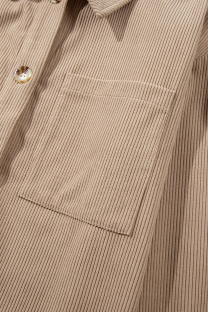 Hellkhakifarbene Cordjacke mit Kapuze, Kordelzug und Taschen