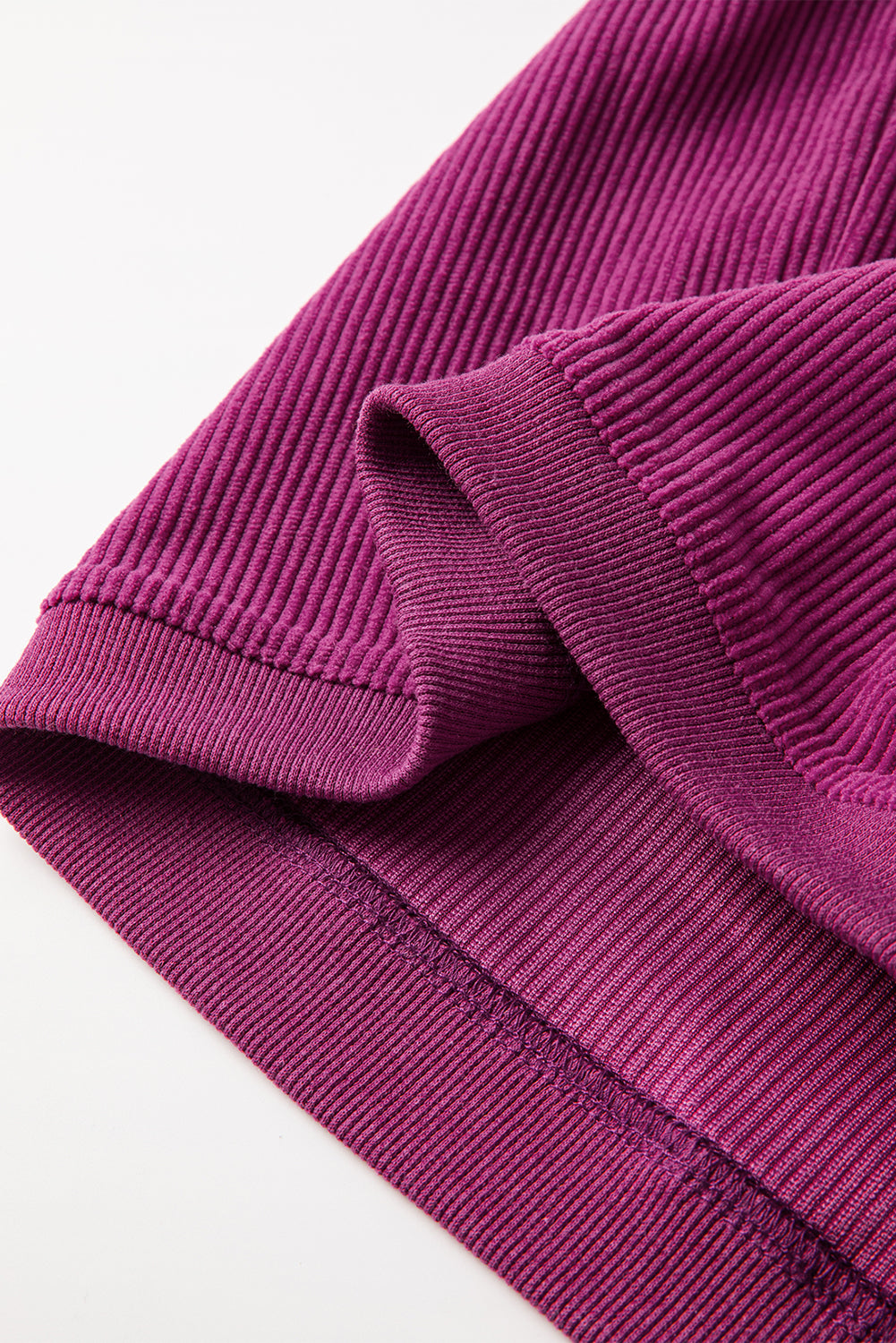 Übergroßes Festival-Sweatshirt aus geripptem Cord in Fuchsia