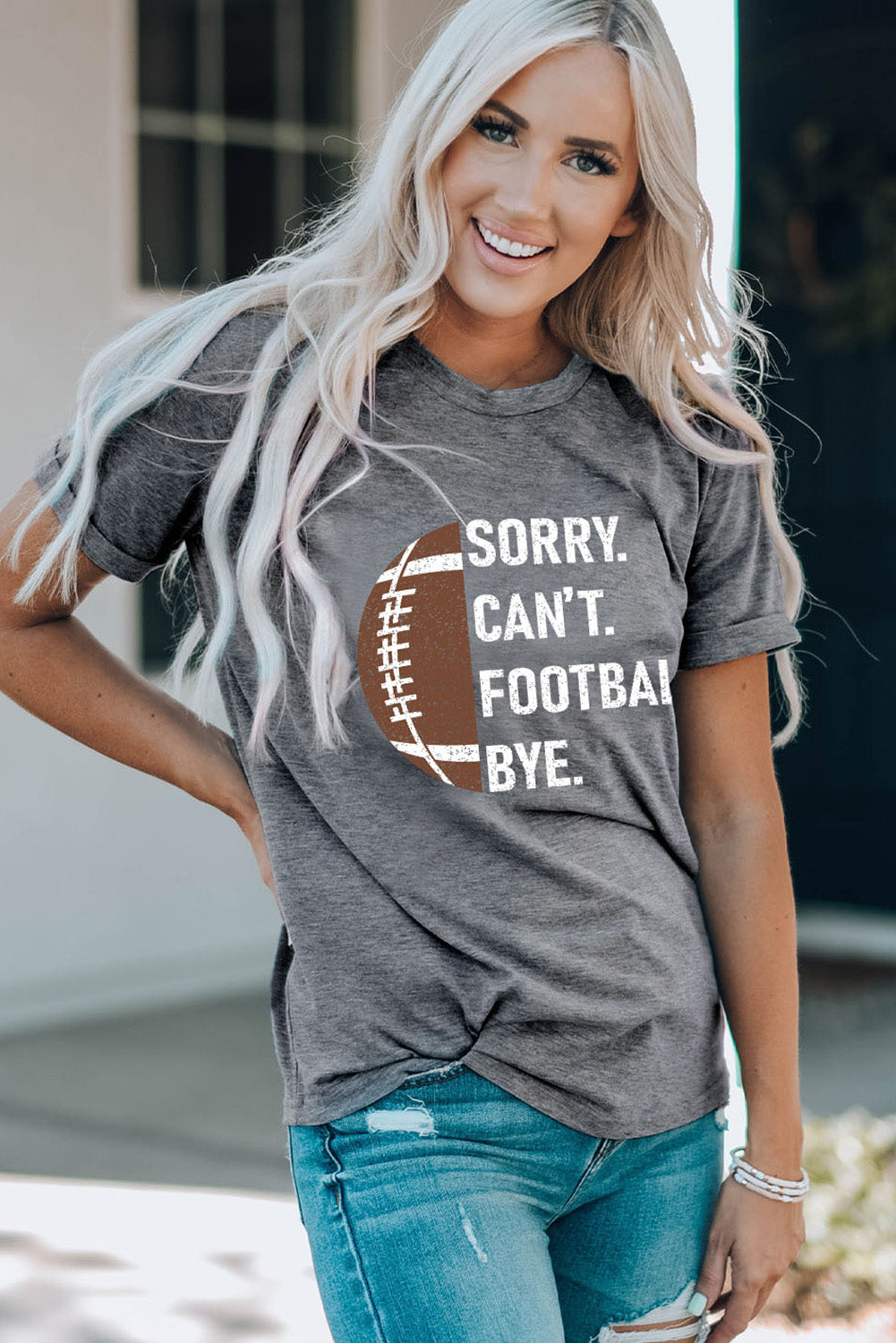 Graues lässiges T-Shirt mit American-Football-Grafik