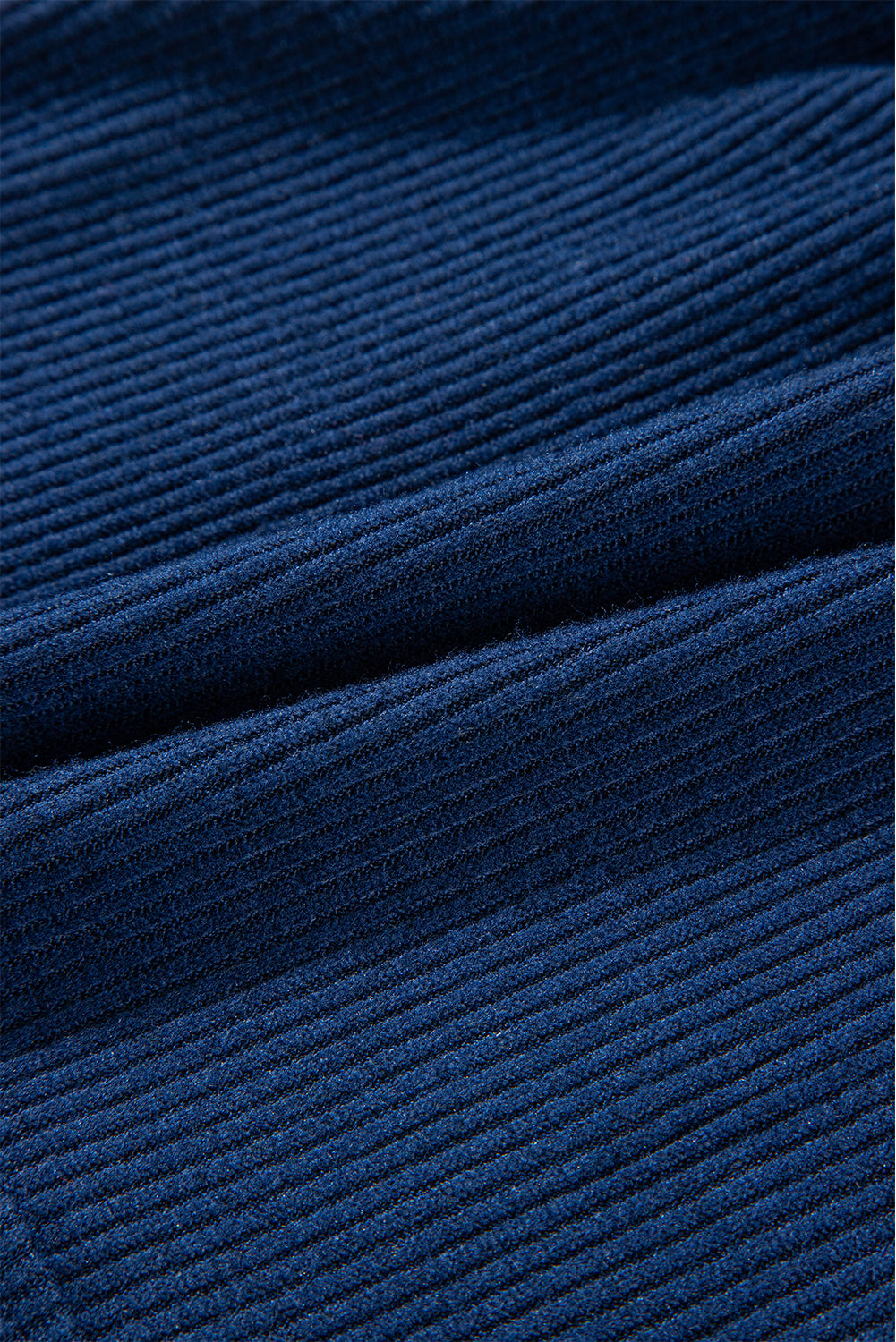 Marineblaues Set aus kurzem Hoodie und Jogginghose mit Kordelzug