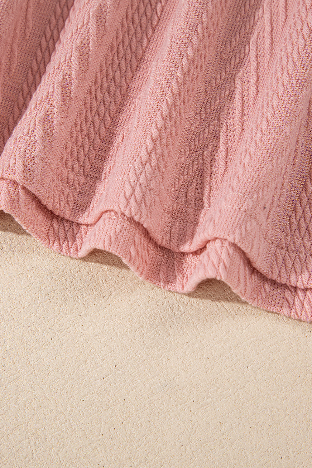 Altrosa Bluse mit V-Ausschnitt und floralem Patchwork-Muster und Kordelzug