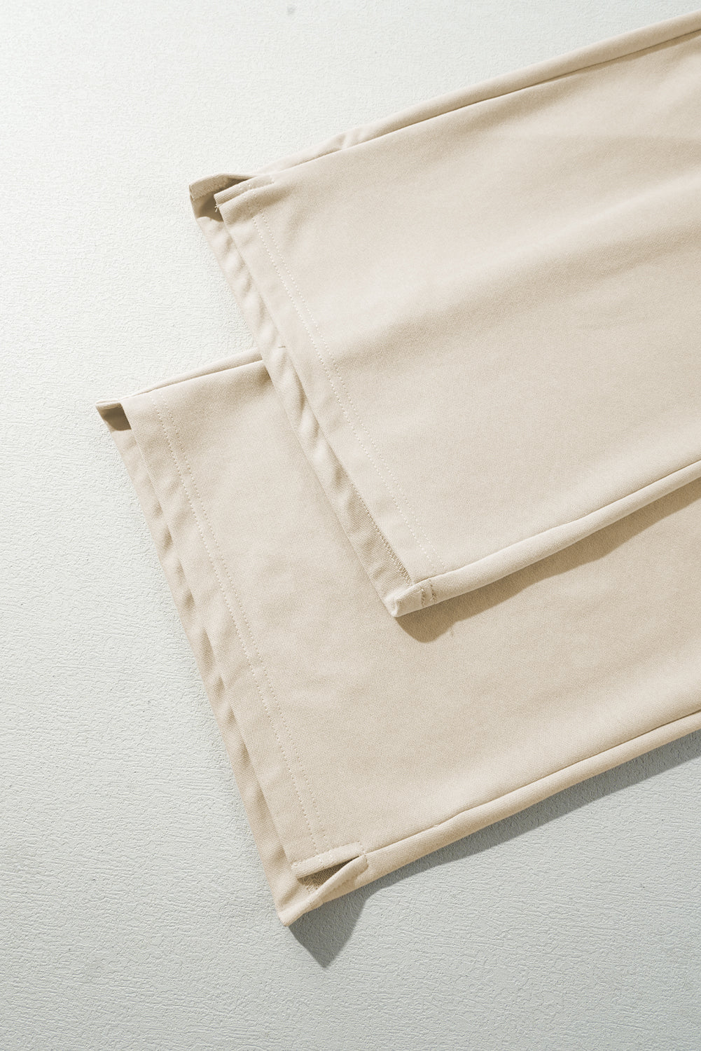 Aprikosenfarbene, lässige Hose mit weitem Bein und Kordelzug