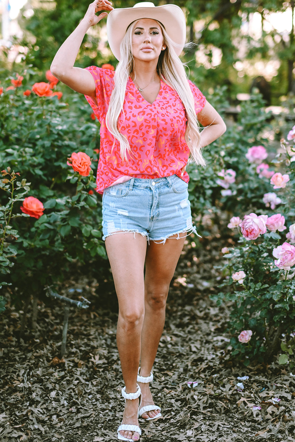 Rosa Bluse mit V-Ausschnitt und Leopardenmuster