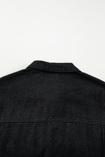 Schwarze, gerüschte, kurzärmlige Jeansjacke mit ungesäumten Kanten