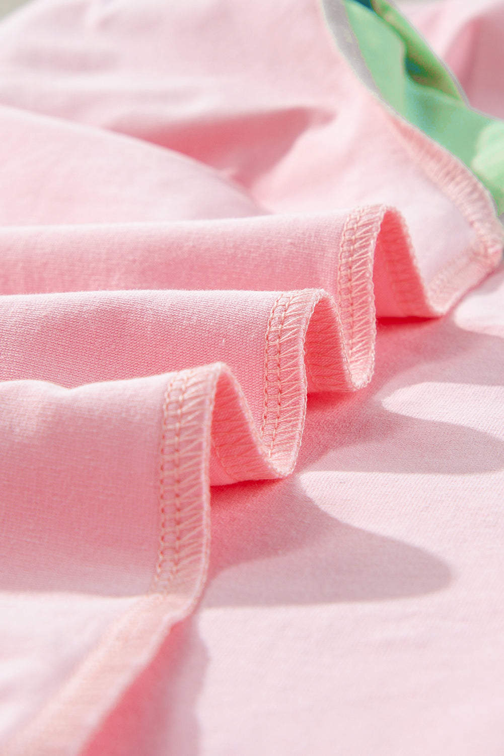 Rosa, lockeres Oberteil mit Farbblock-Patchwork und langen Ärmeln