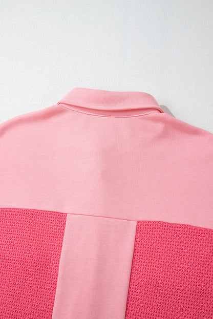 Lockere Hemdjacke aus Waffelstrick mit Knöpfen und Kontrast in Pfirsichblüte