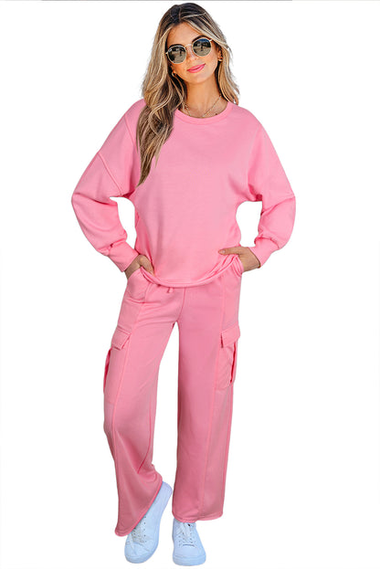 Set aus einfarbigem Patchwork-Pullover-Oberteil und Cargohose in Sachet-Rosa