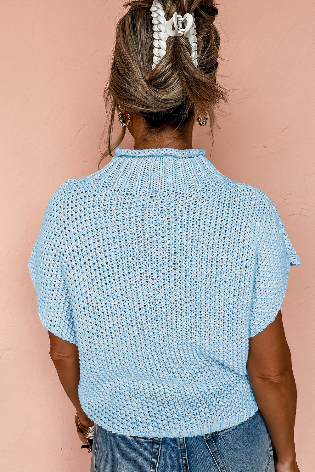 Iceland Blauer Pullover mit hohem Kragen und Fledermausärmeln