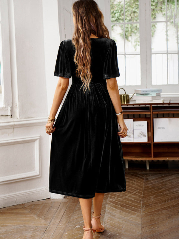 New elegant V-neck short-sleeved velvet dress